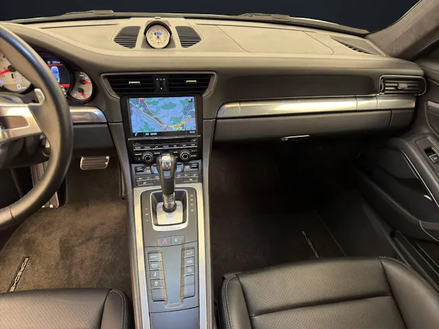 Porsche 911 Carrera 4S