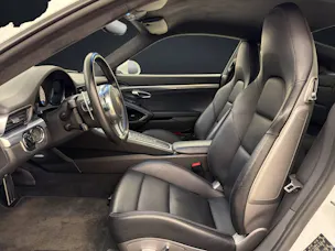 Porsche 911 Carrera 4S