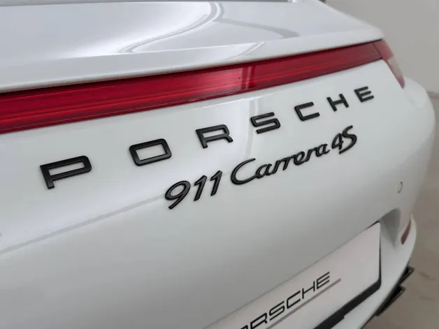 Porsche 911 Carrera 4S