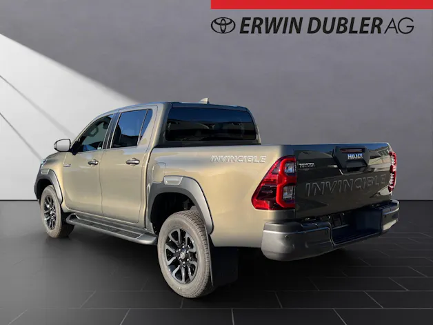 Toyota Hilux Double Cab.-Pick-up 2.8 D-4D MHEV 204 Invincible