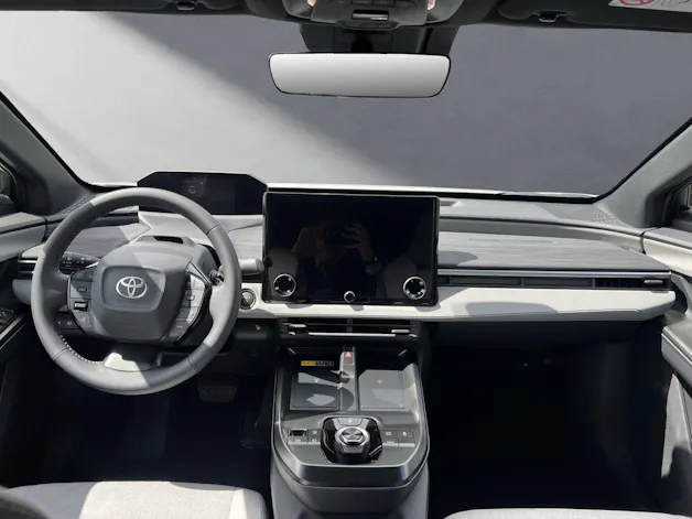 Toyota C-HR+ Premium AWD