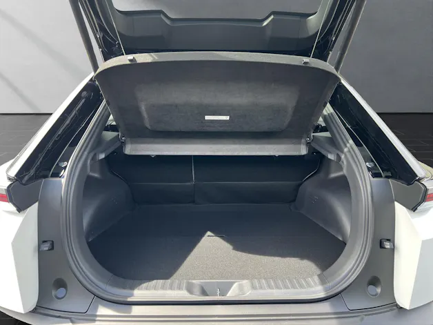 Toyota C-HR+ Premium AWD