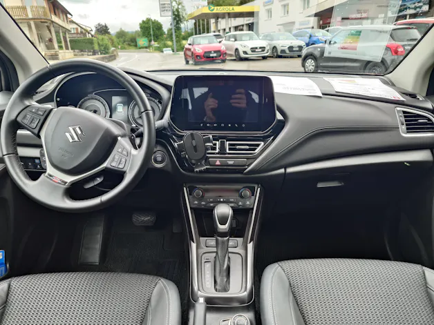 Suzuki S-Cross 1.5 Piz Sulai Top Hybrid 4x4