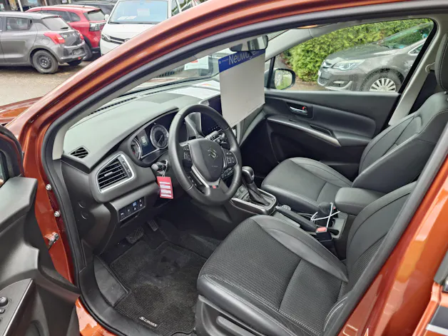 Suzuki S-Cross 1.5 Piz Sulai Top Hybrid 4x4