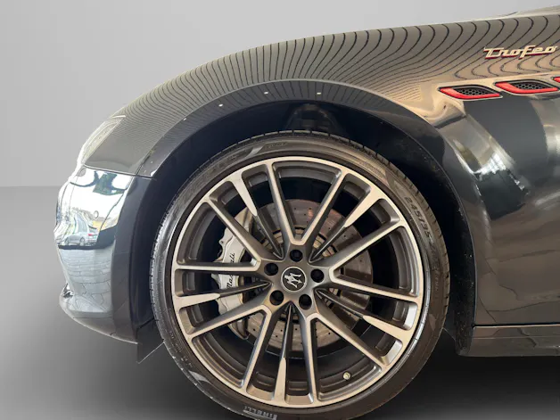 Maserati Ghibli 3.8 V8 Trofeo