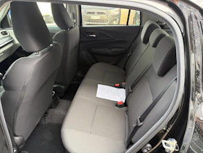 https://vehicle.imgix.net/4299849/8f07ac0d-b7df-432d-957c-e4b019f91556.jpg