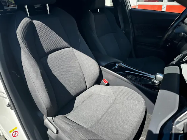 Toyota C-HR 1.8 VVTi HSD Trend