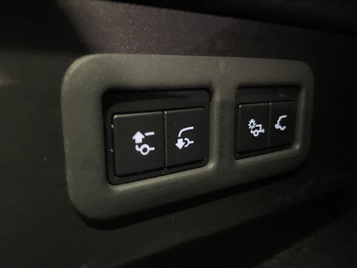image du véhicule LAND ROVER RANGE ROVER VELAR