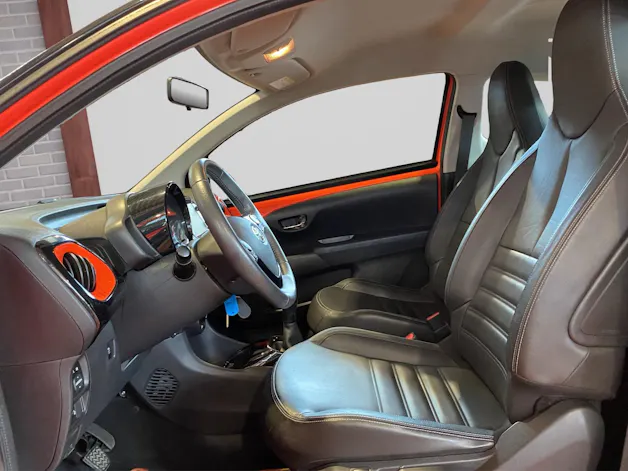 Toyota Aygo 1.0 VVT-i x / 8-fach bereift / frisch ab MFK