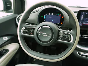 Fiat 500 La Prima