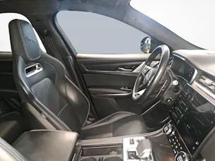 Jaguar F-Pace 3.0 I6 R-Dynamic HSE AWD