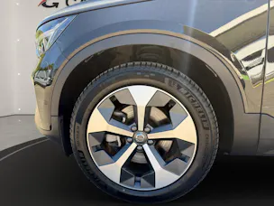 Volvo XC40 2.0 B3 MH Plus Dark .
