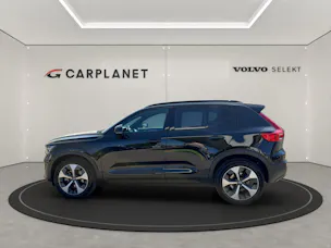 Volvo XC40 2.0 B3 MH Plus Dark .
