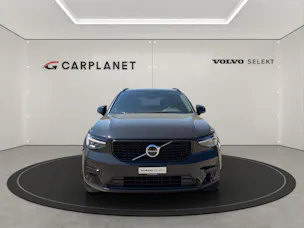 Volvo XC40 2.0 B3 MH Plus Dark .