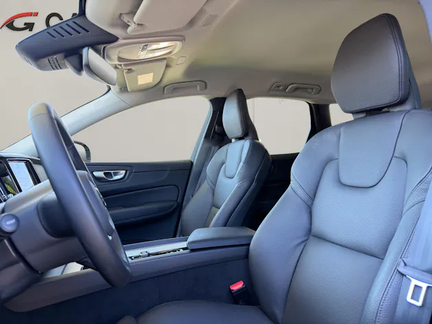 Volvo XC60 2.0 B5 MH Plus Dark AWD