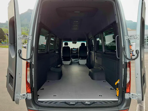 Mercedes-Benz Sprinter 519 CDI PRO KA eL 4x2
