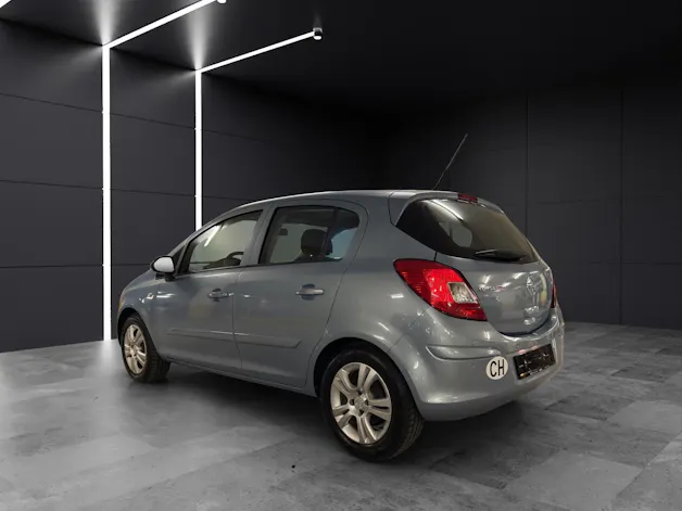 Opel Corsa 1.4i 16V TP Enjoy