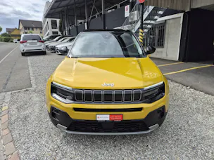 Jeep Avenger 1.2 MHEV Summit & Sky