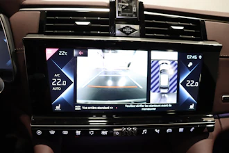 https://vehicle.imgix.net/4300048/58c52916-1e5c-4b6c-9f9d-24e611e045ac.JPG