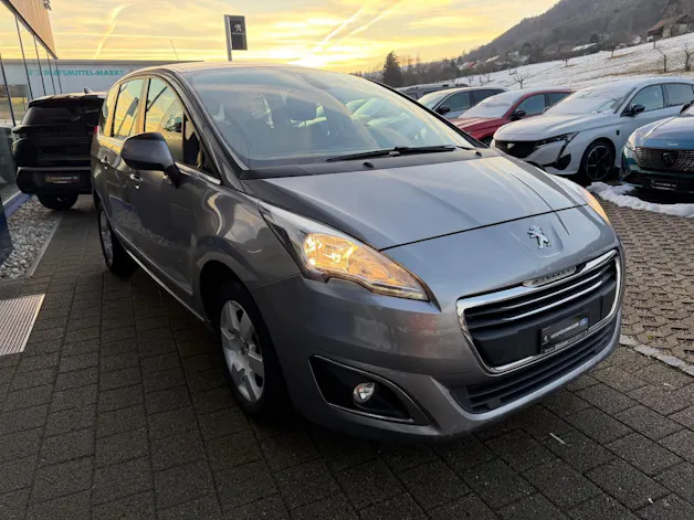 Peugeot 5008 1.6 HDi 115 AC Business Line