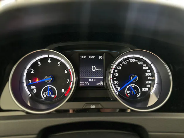 VW Golf VII 2.0 TSI R DSG 4motion