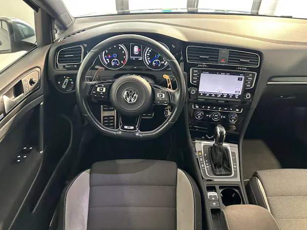 VW Golf VII 2.0 TSI R DSG 4motion