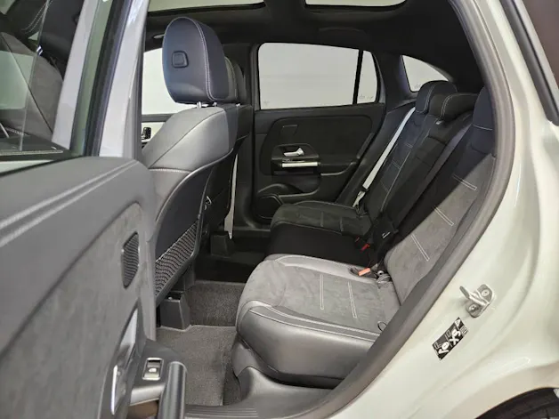 Mercedes-Benz GLA 220 d 4Matic AMG Line Swiss Star