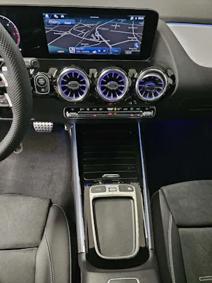 Mercedes-Benz GLA 220 d 4Matic AMG Line Swiss Star