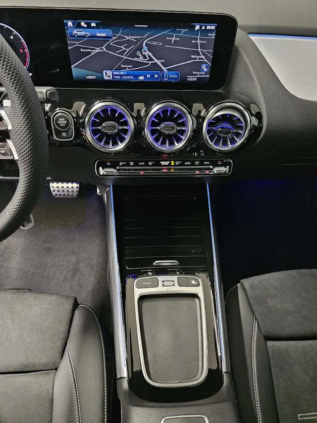 Mercedes-Benz GLA 220 d 4Matic AMG Line Swiss Star