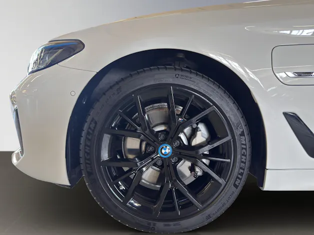 BMW 530e xDrive SAG Touring