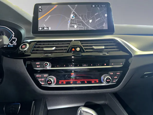 BMW 530e xDrive SAG Touring