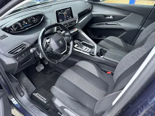 Peugeot 5008 1.5 BlueHDi Business Line