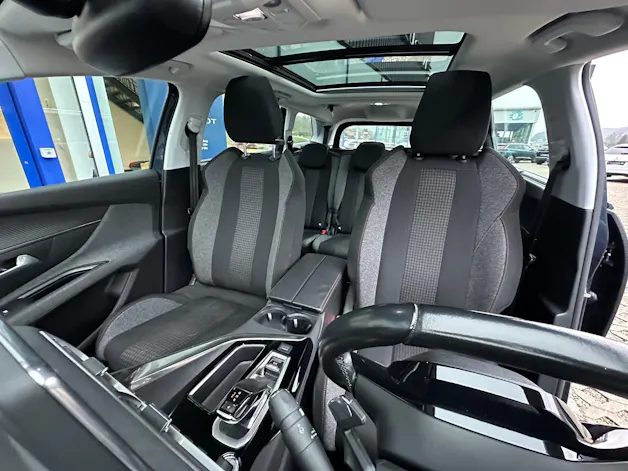 Peugeot 5008 1.5 BlueHDi Business Line