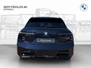 BMW iX xDrive60