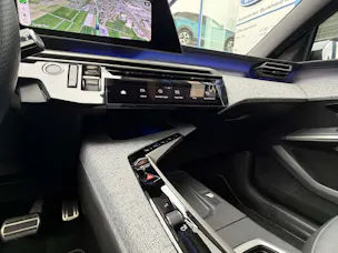 Peugeot 5008 1.2 Hybrid GT