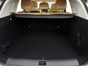 https://vehicle.imgix.net/4300144/fb9eacb4-d2f4-429c-b324-25036ef19747.jpg