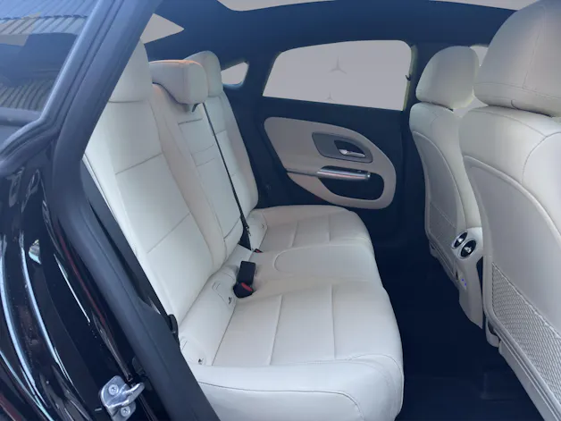 Mercedes-Benz CLA 220 Progressive 4matic