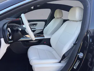 Mercedes-Benz CLA 220 Progressive 4matic