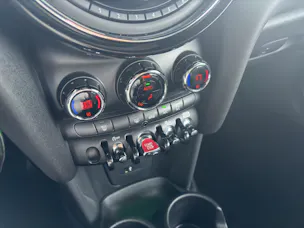 Mini Cabrio F57 1.5i Cooper