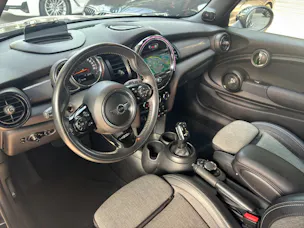 Mini Cabrio F57 1.5i Cooper