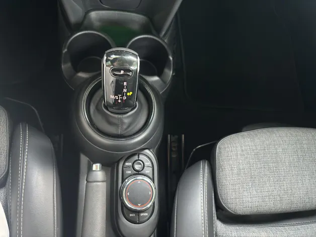 Mini Cabrio F57 1.5i Cooper