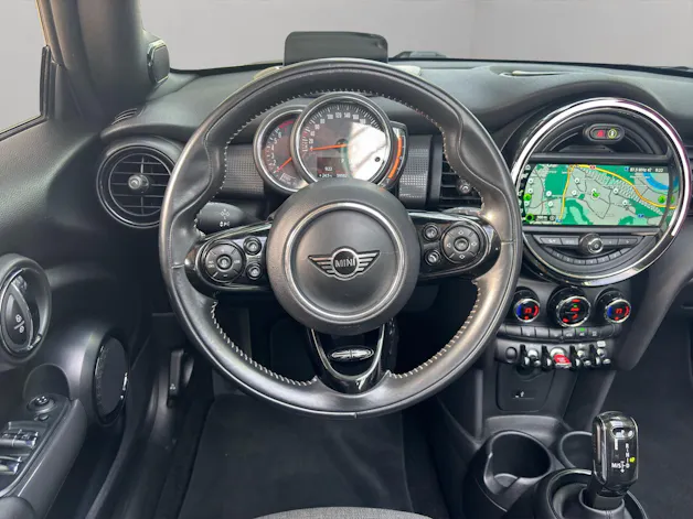 Mini Cabrio F57 1.5i Cooper