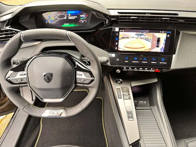 Peugeot 408 1.6 PHEV 225 GT