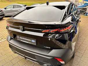 Peugeot 408 1.6 PHEV 225 GT