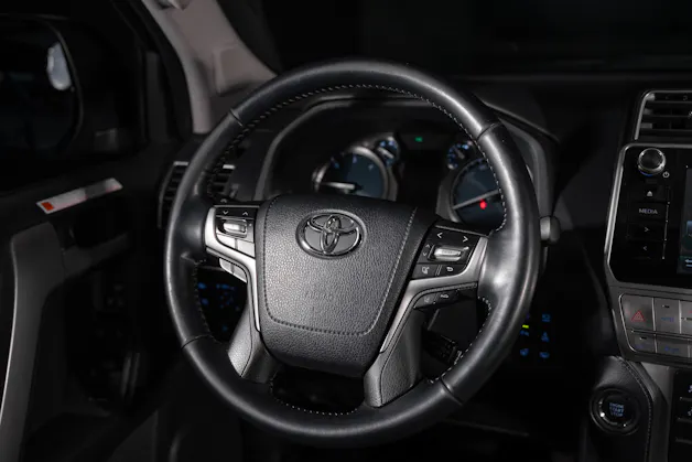 Toyota Land Cruiser 2.8 D 177 Style