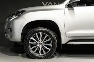 Toyota Land Cruiser 2.8 D 177 Style