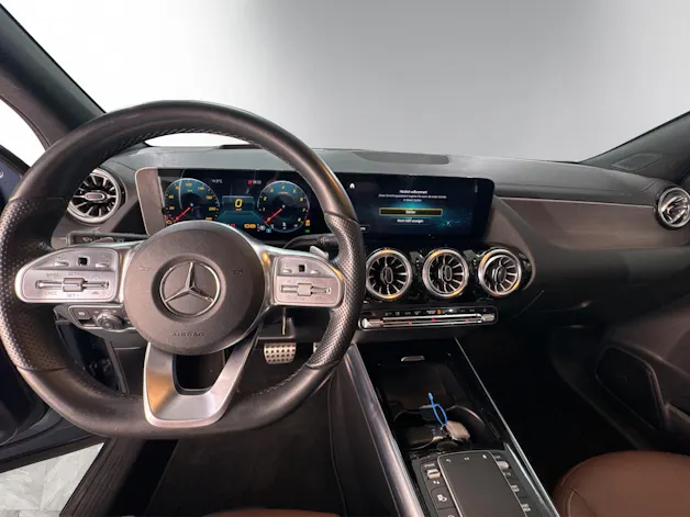 Mercedes-Benz GLA 250 AMG Line 4matic