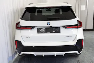 BMW X1 23i xDrive paddles
