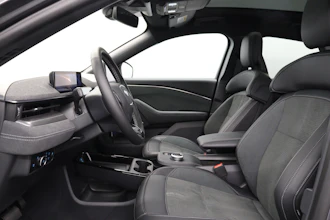 https://vehicle.imgix.net/4300255/98894a53-57b1-4793-8cf3-50a501b2e782.JPG