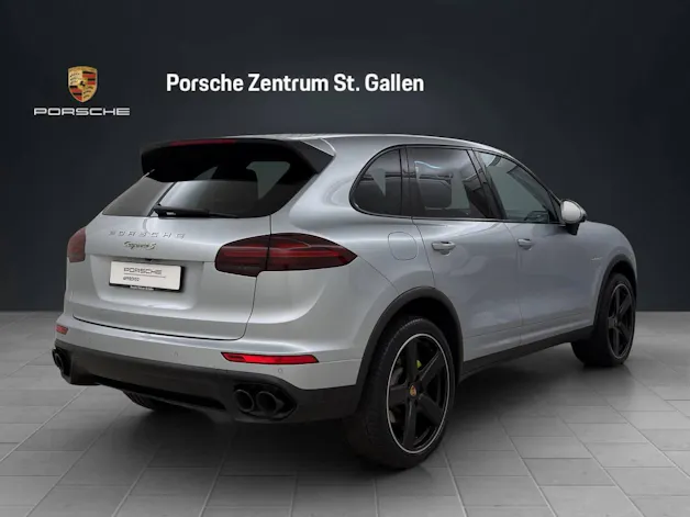 PORSCHE Cayenne S E-Hybrid